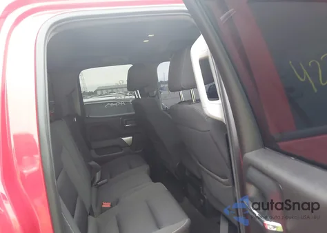 2018 Chevrolet Silverado 1500 1Lt z USA, uszkodzony, nr VIN 1GCVKREH8JZ308405